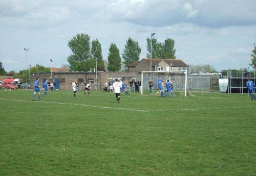 www.thefootballtraveller.com